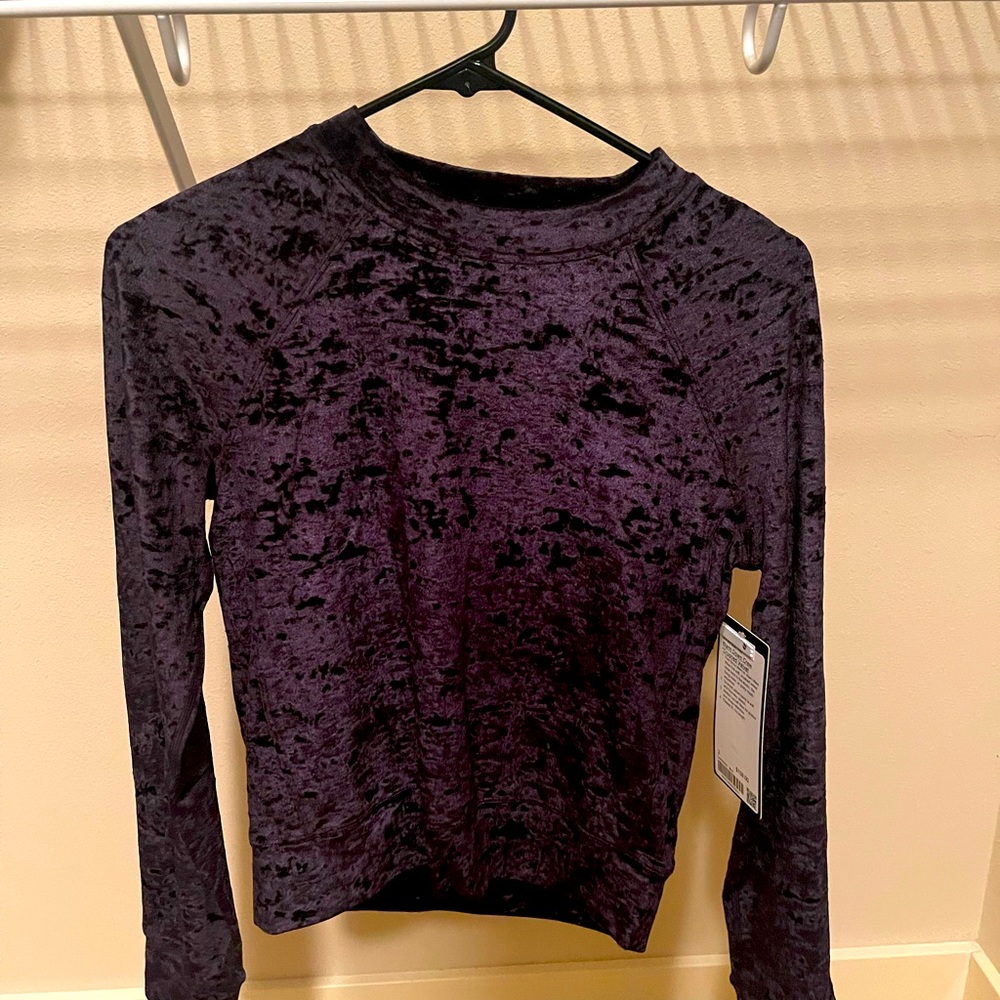 LuLuLemon Special edition. New with tags! Crushed velvet long sleeve.